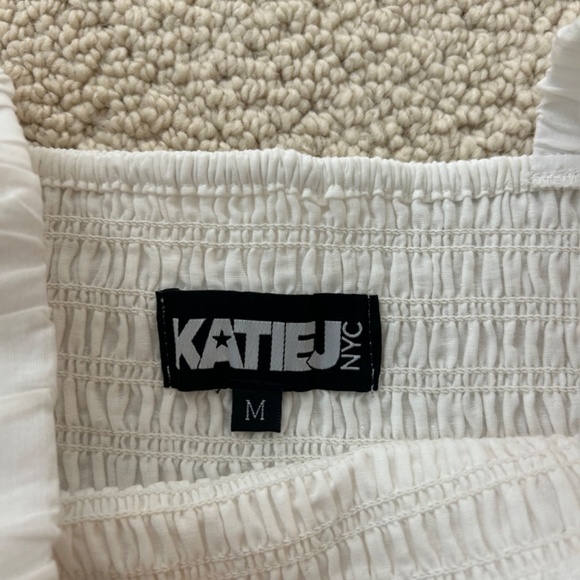 Katie J nyc White top - Picture 2 of 2